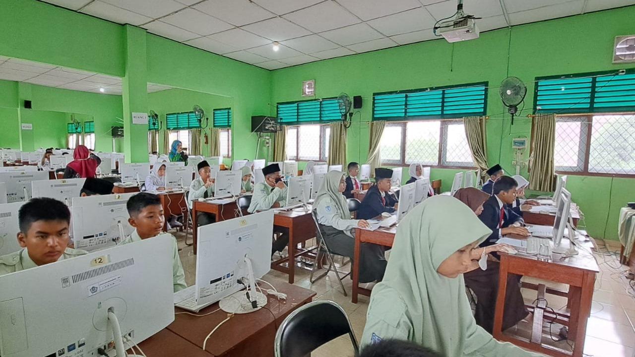 Pendaftar Madrasah Aliyah Negeri Unggulan Tembus 37 ribu Siswa meski Tanpa Zonasi